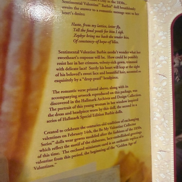 Sentimental Valentine Barbie Doll New in Box Hallmark Special Edition 1996 - Picture 3 of 4